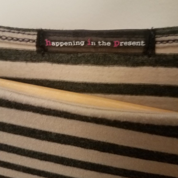 3/4 sleeve Striped Top w/ Elbow Patches - Picture 2 of 2